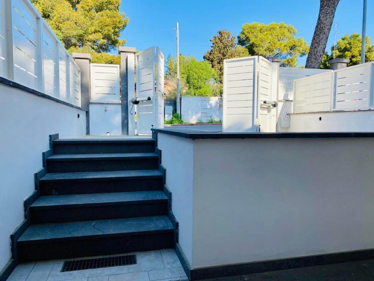 Nuova Residenza Dei 7 Pini A Pochi Passi Dal Mare Apartment Porto Pino Exterior foto