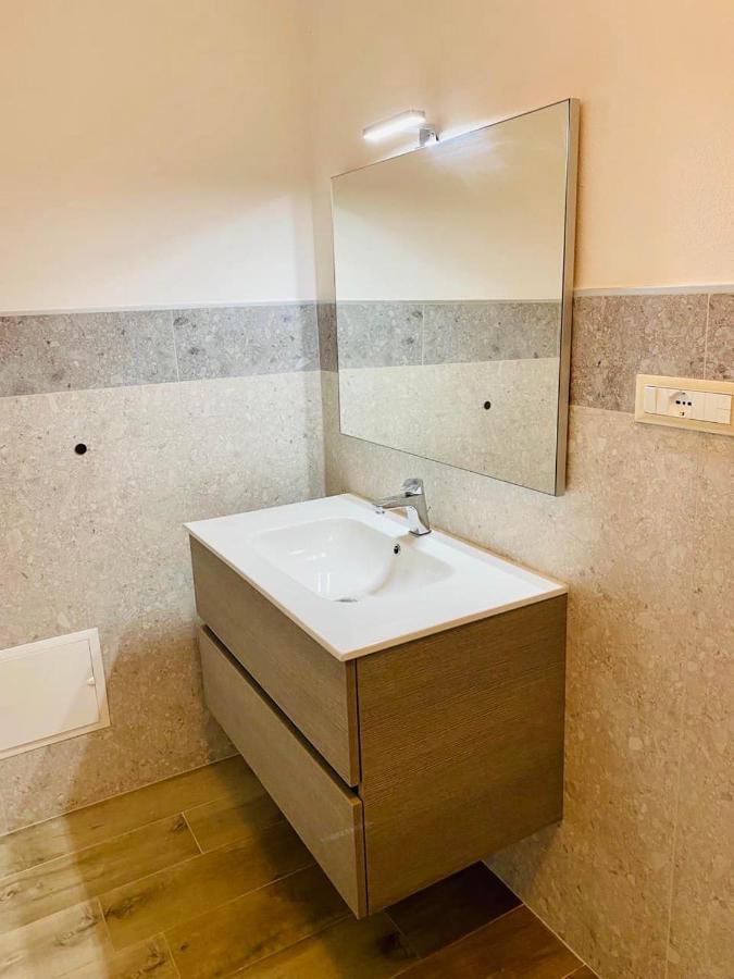 Nuova Residenza Dei 7 Pini A Pochi Passi Dal Mare Apartment Porto Pino Exterior foto