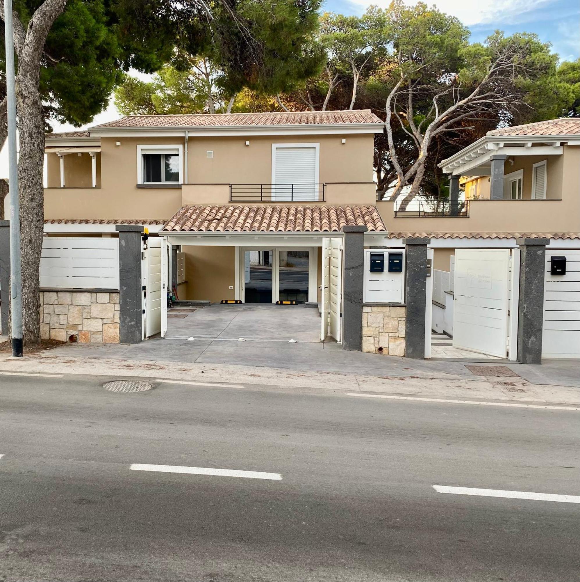 Nuova Residenza Dei 7 Pini A Pochi Passi Dal Mare Apartment Porto Pino Exterior foto